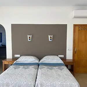  Villa Camakini With Heated Pool And Sea View